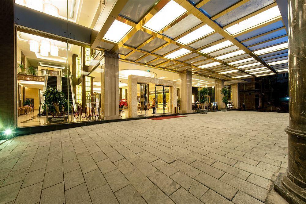 Muong Thanh Luxury Song Lam Hotel Vinh Exterior foto